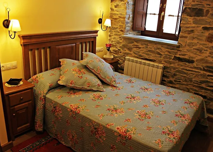 Apartamentos El Llago