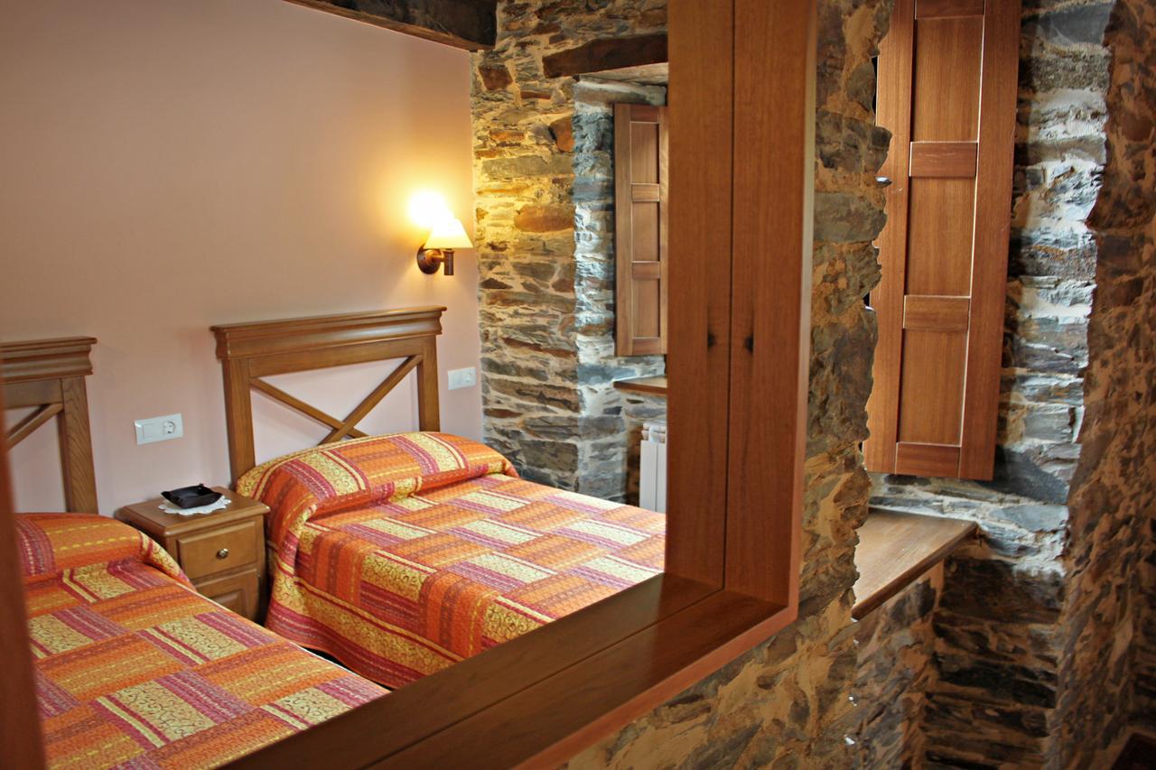 El Llago Apartment *